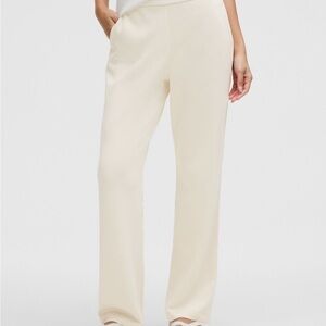 Lululemon Softstreme straight leg pant size S